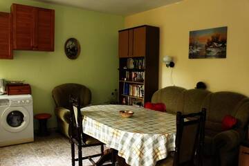 Фото номера Дом с 3 спальнями Дома для отпуска Guesthouse Planinsko Gnezdo г. Tŭzha 67