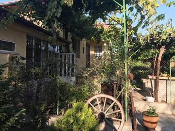 Фото номера Дом с 3 спальнями Дома для отпуска Guesthouse Planinsko Gnezdo г. Tŭzha 39