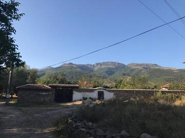 Фото номера Дом с 3 спальнями Дома для отпуска Guesthouse Planinsko Gnezdo г. Tŭzha 12