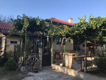 Фото номера Дом с 3 спальнями Дома для отпуска Guesthouse Planinsko Gnezdo г. Tŭzha 55
